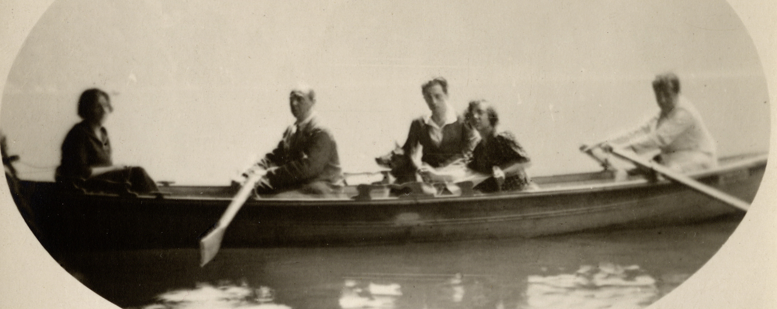 Familie Schönberg in Traunkirchen, 1922 (Arnold Schönberg Center, Wien)